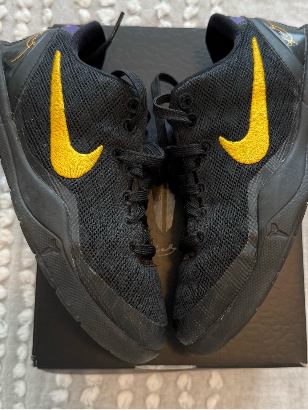 Nike Kids Kobe VIII (PS) Sneakers - Black/University Gold/White 1Y